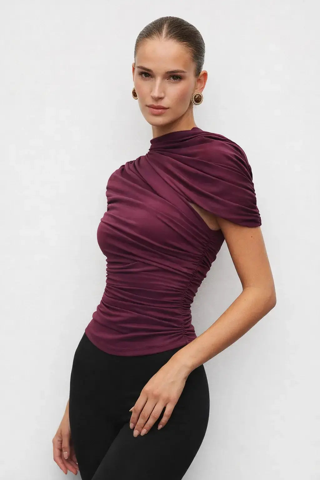 Clarendon Pearls Earrings FERNACHE