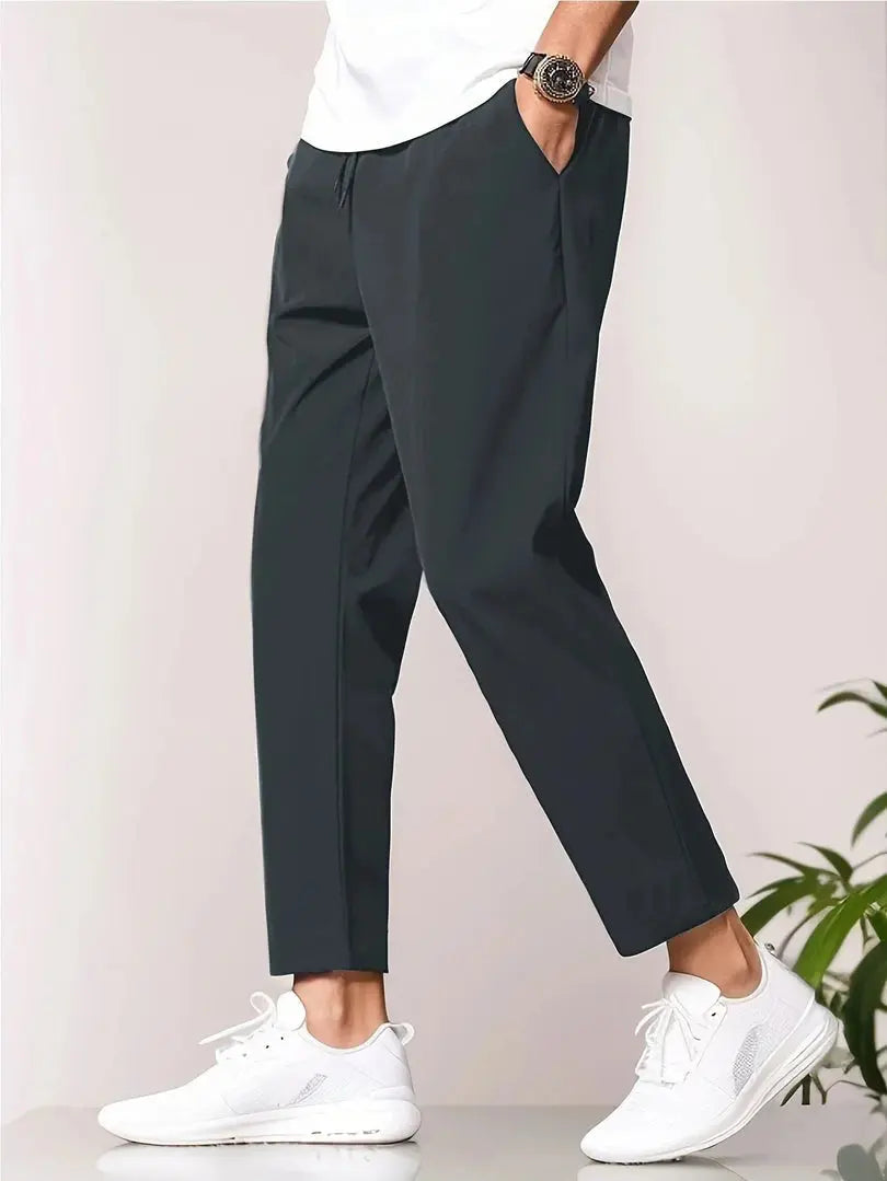 GIULIANO LIGHTWEIGHT AND LUXURIOUS TROUSERS FERNACHE
