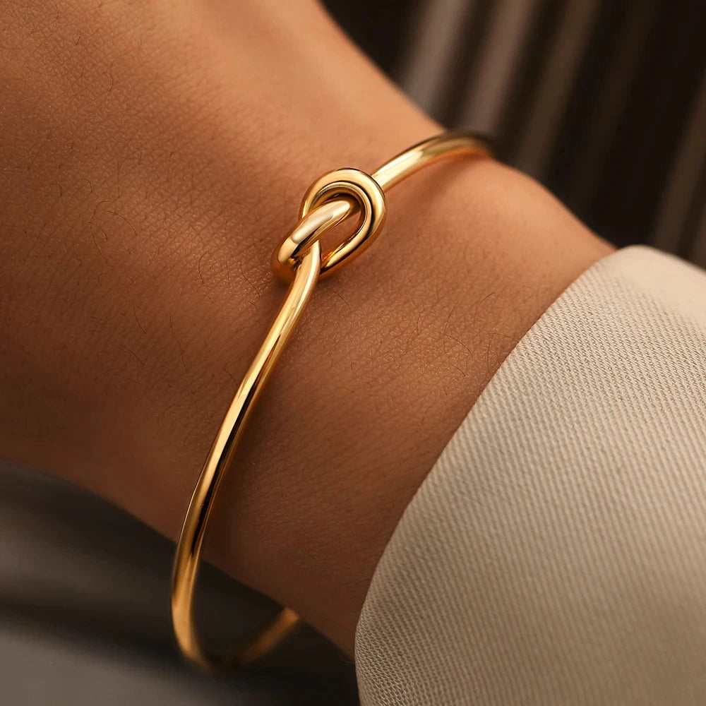 Knot Bracelet Women