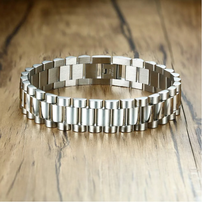 Elegant armband i titanstål