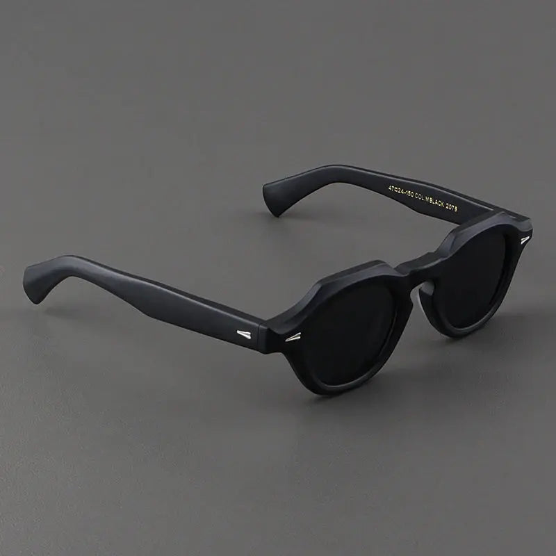 Three-quarter view of ACETATE BLACK, alternate view