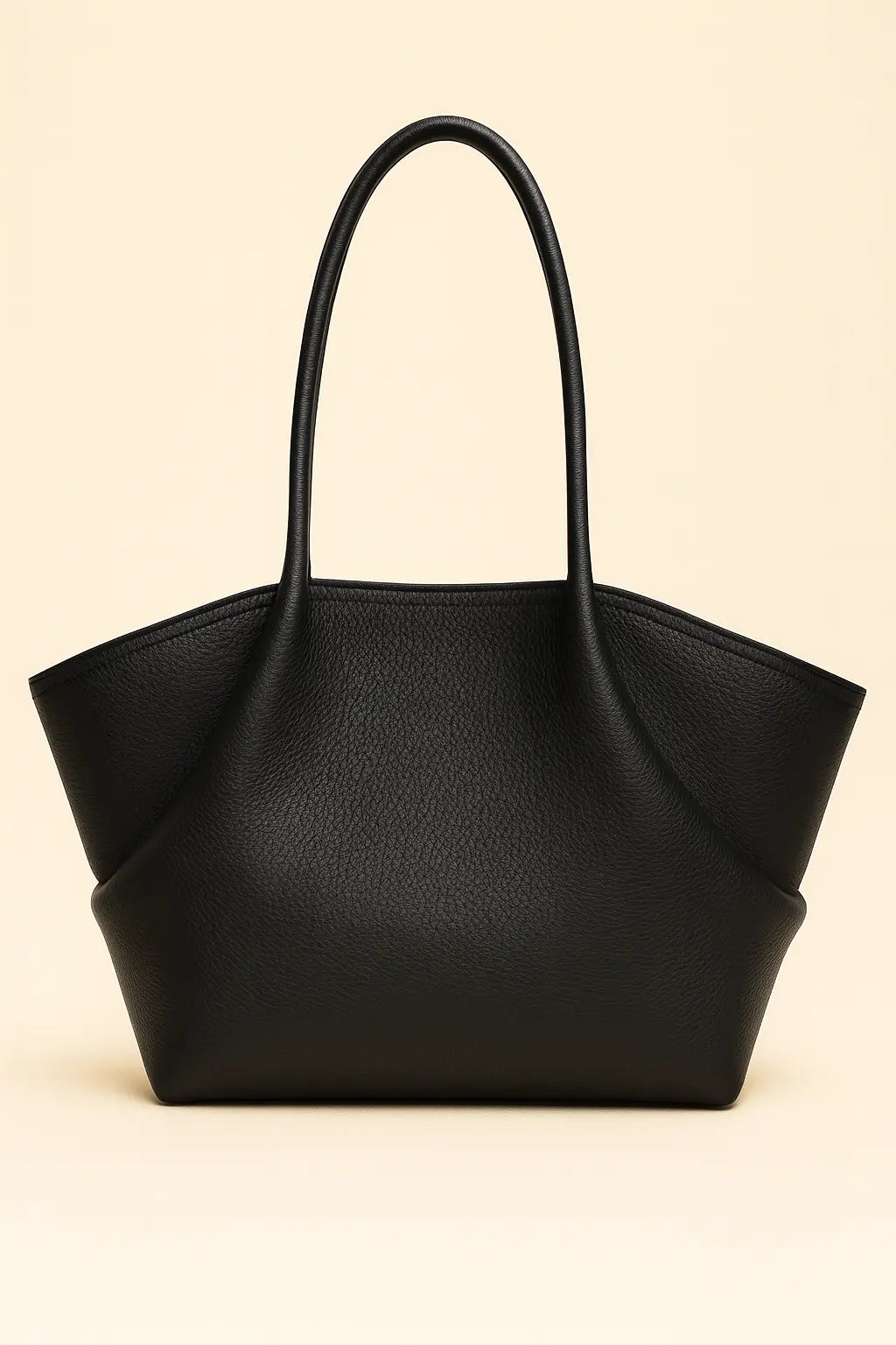 Front view of Amalfi Bag, full view