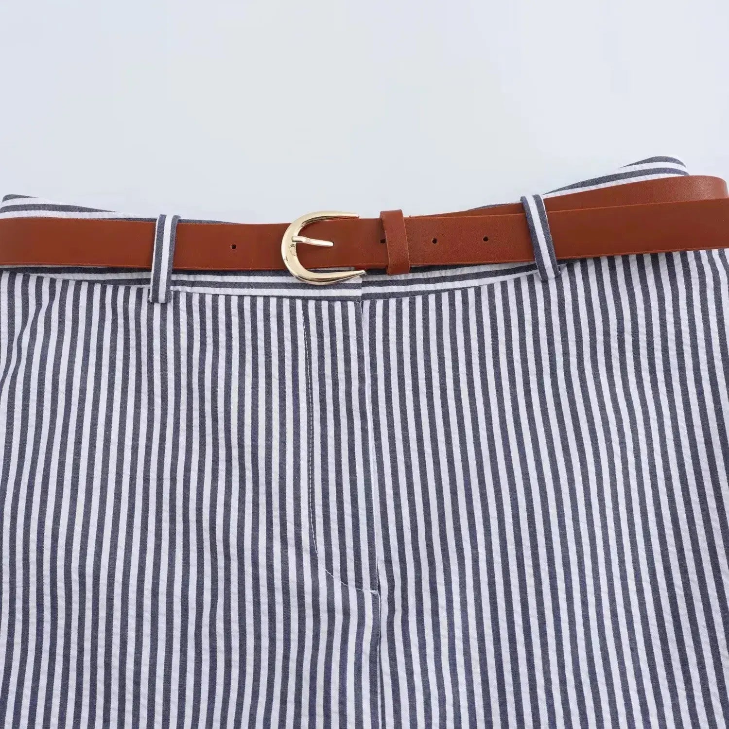 Close-up detail of Coastal shorts, fabric detail