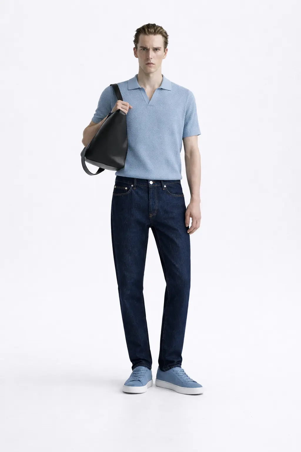 Fenice Polo-shirt shown in a lifestyle setting