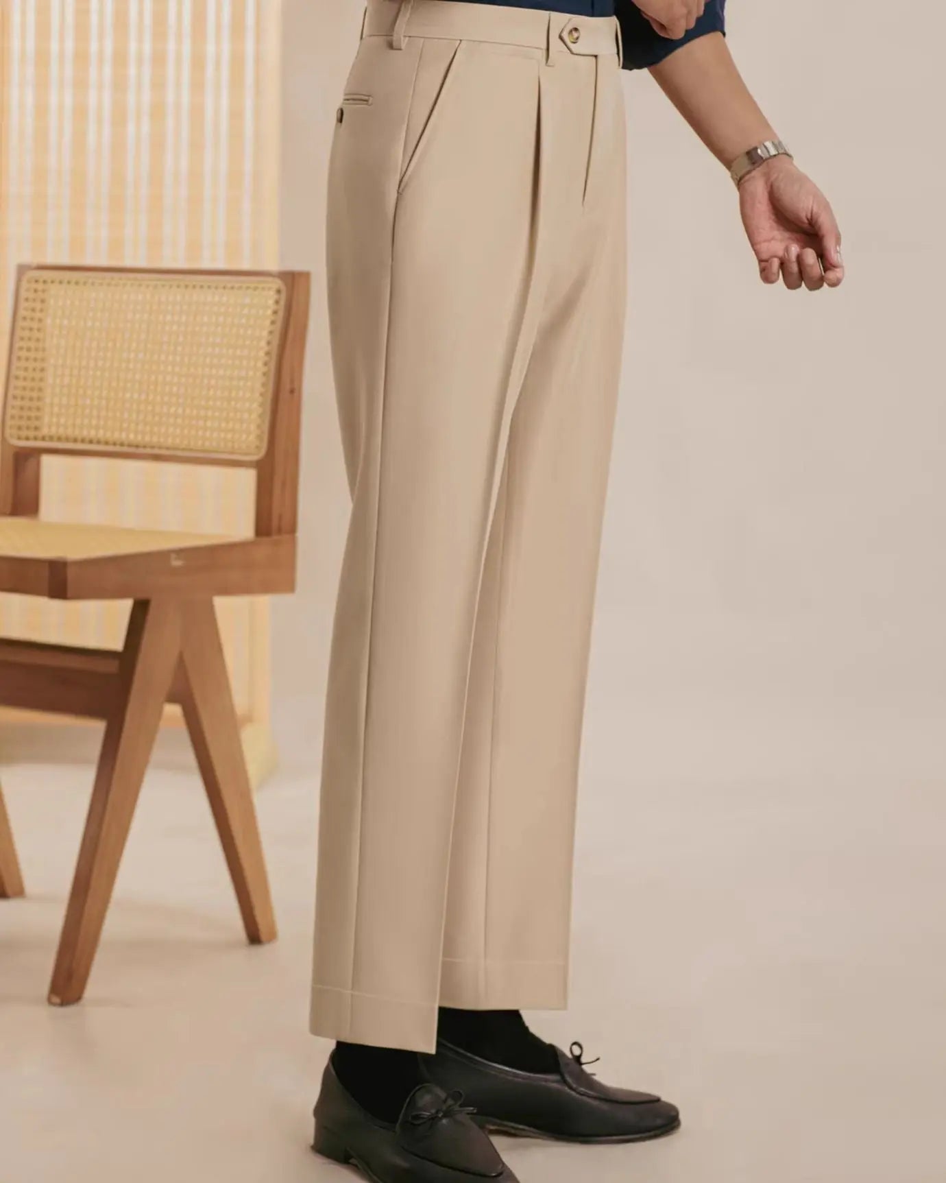Close-up detail of Fernache Italian Trousers, construction detail