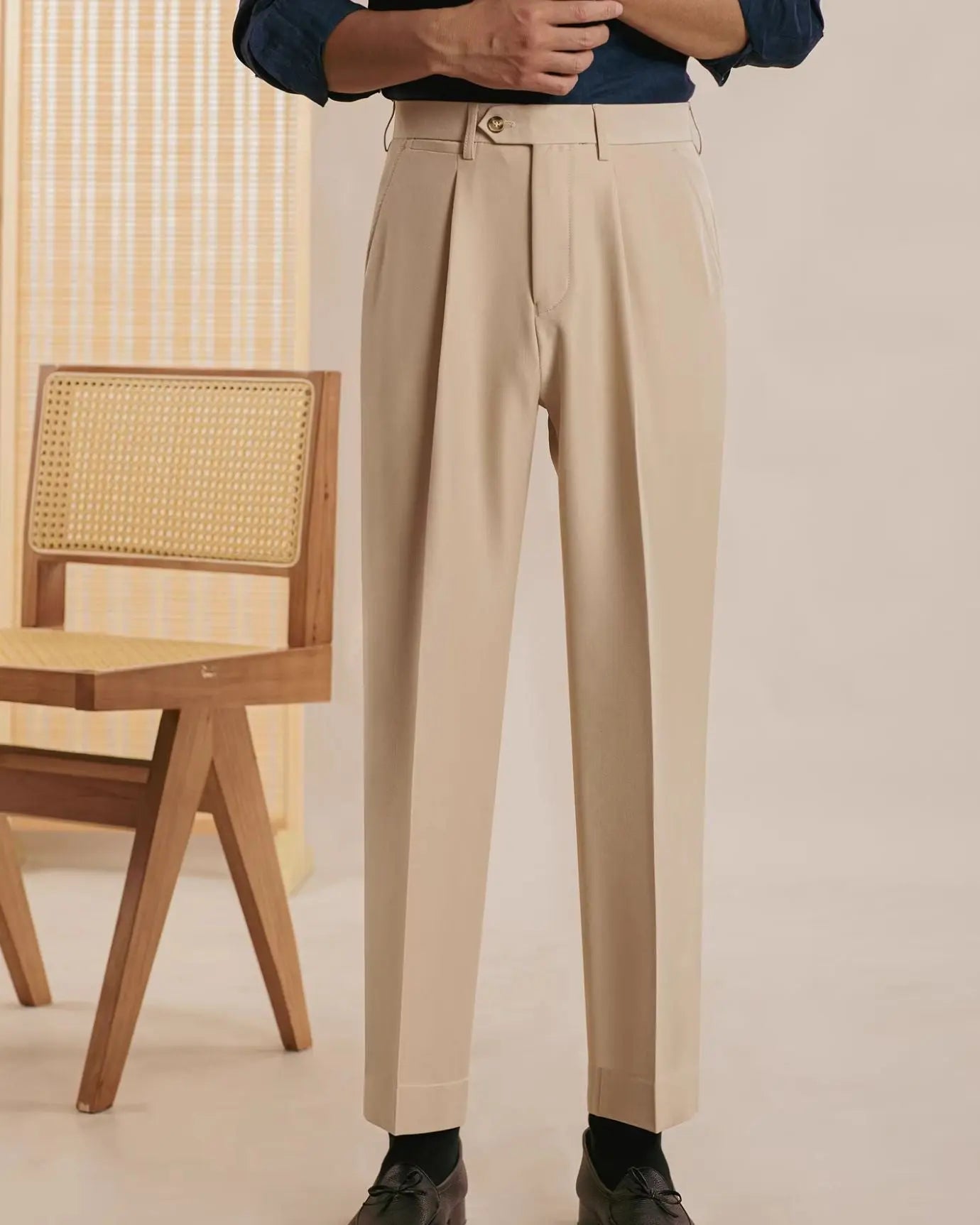 Close-up detail of Fernache Italian Trousers, hardware detail