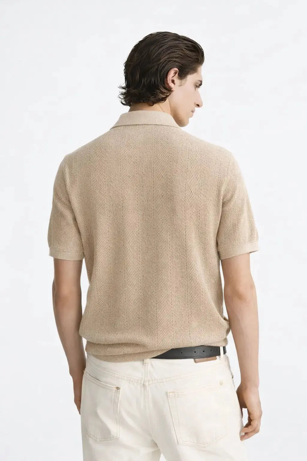 Fernache Polo Shirt shown in a lifestyle setting