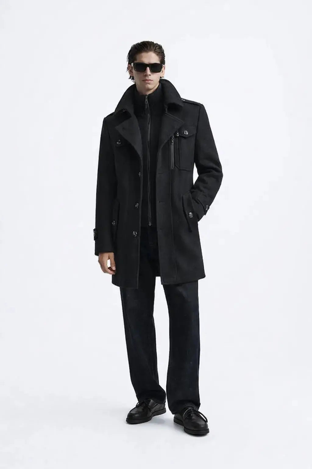 Fernache Warmer Coat shown in a lifestyle setting, alternate view