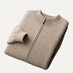 Close-up detail of Fernache Cashmere Jacket Zip