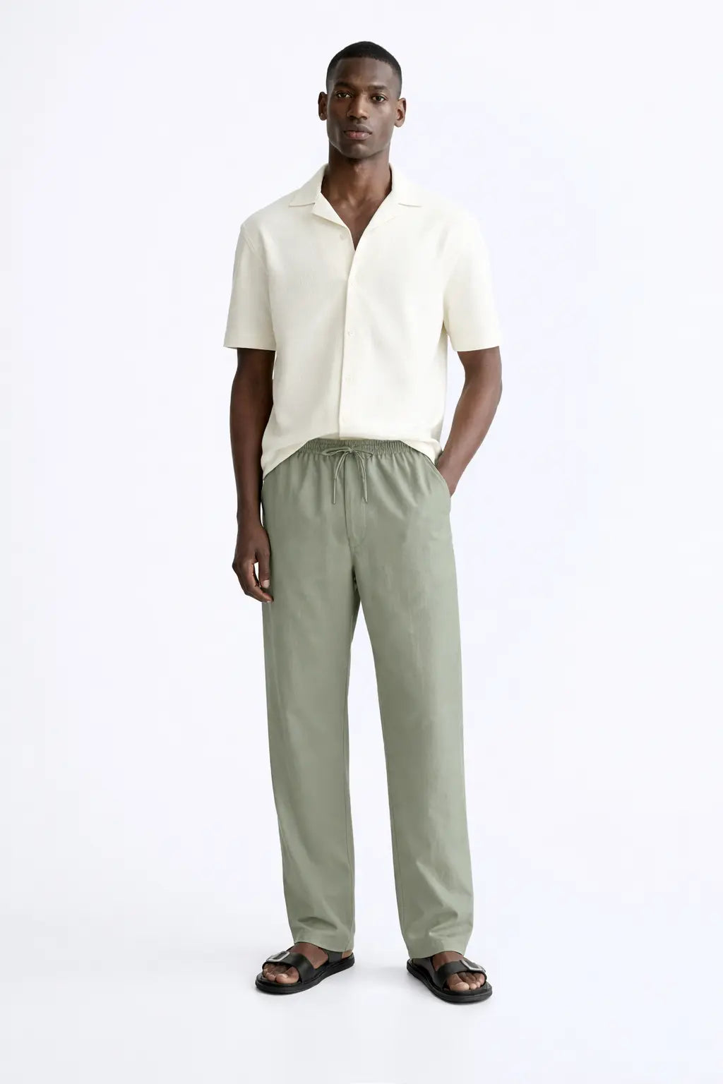 Back view of Linen Pantalon Pants