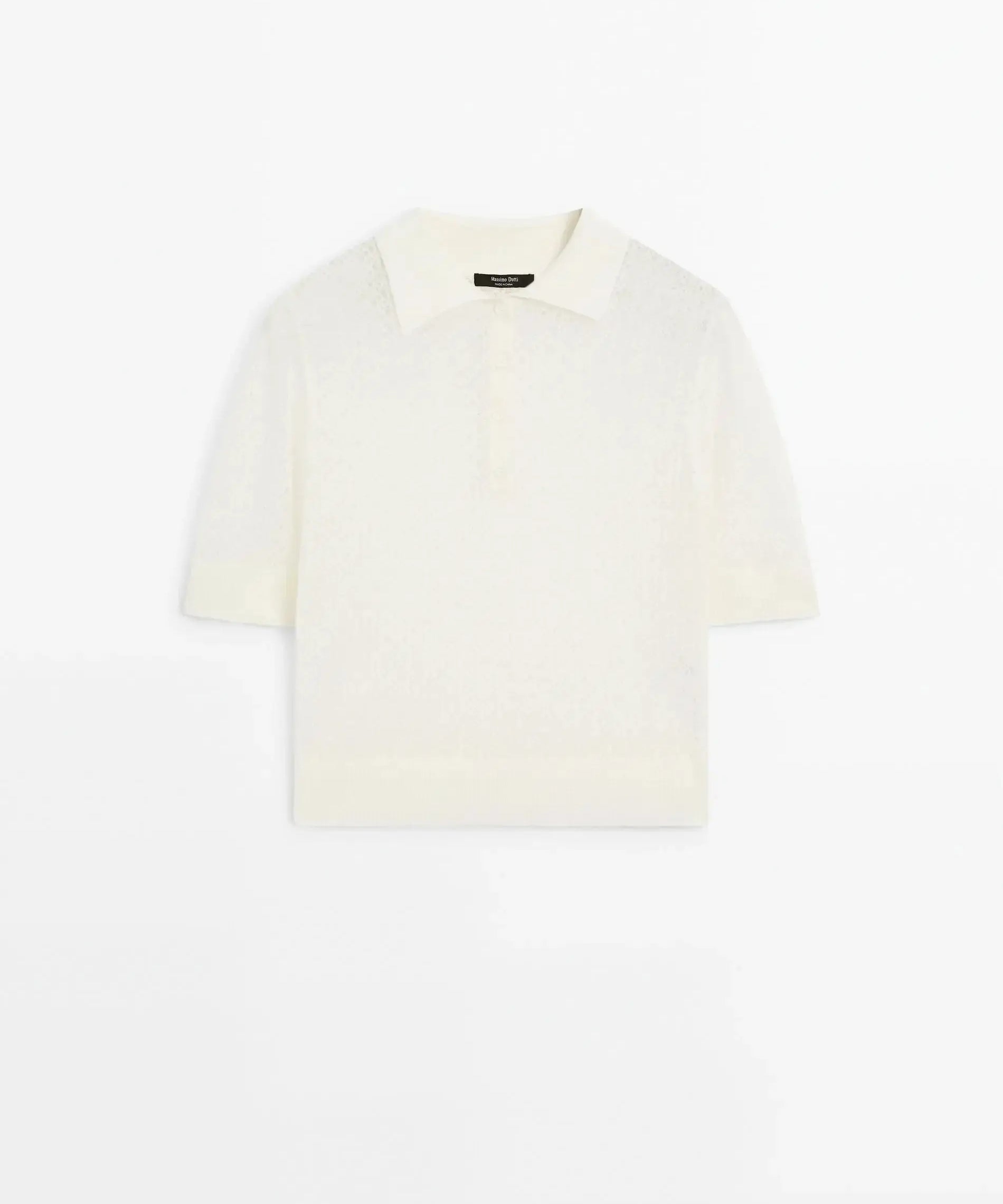 Creme Liora Knit shown in a lifestyle setting