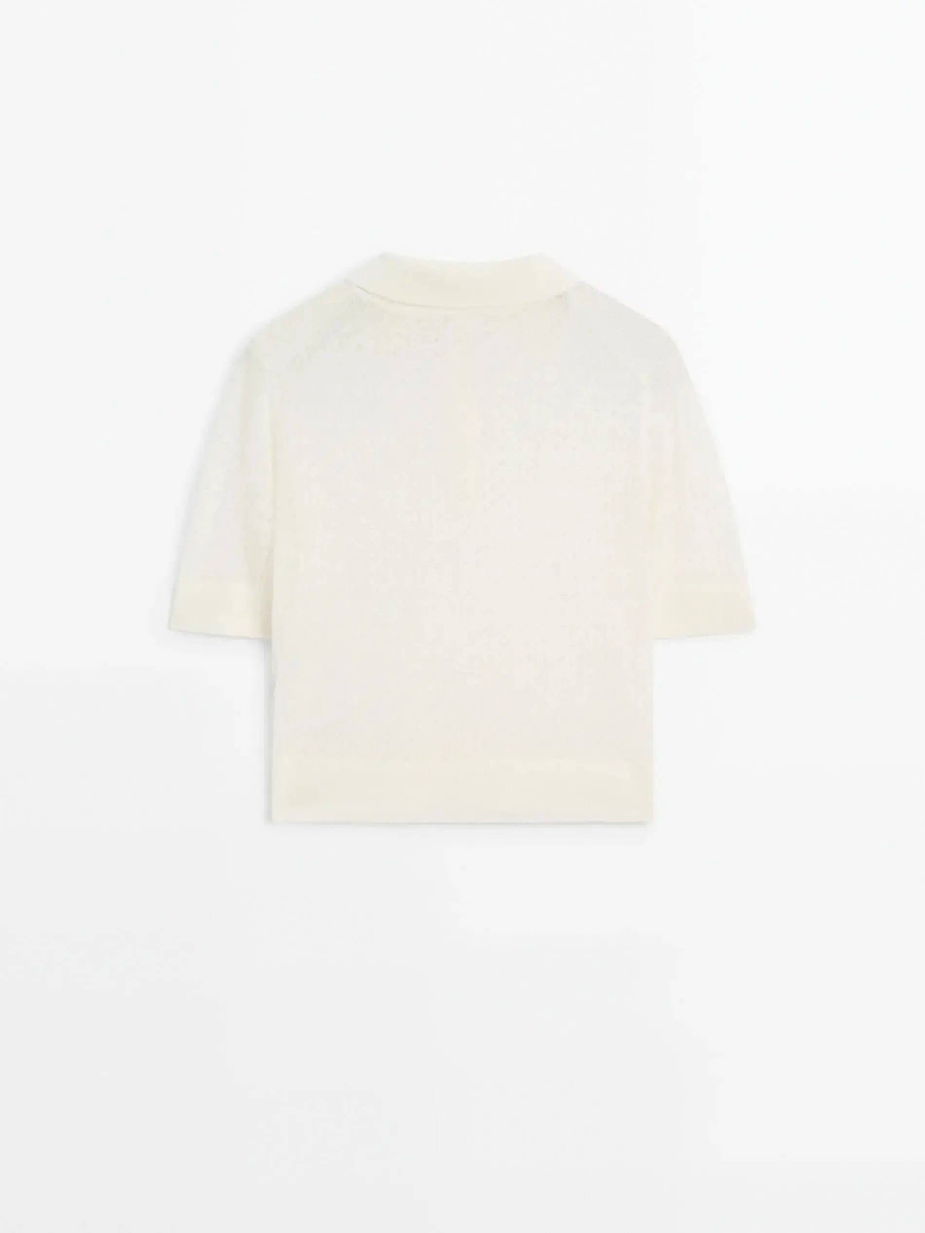 Liora Knit shown in a lifestyle setting