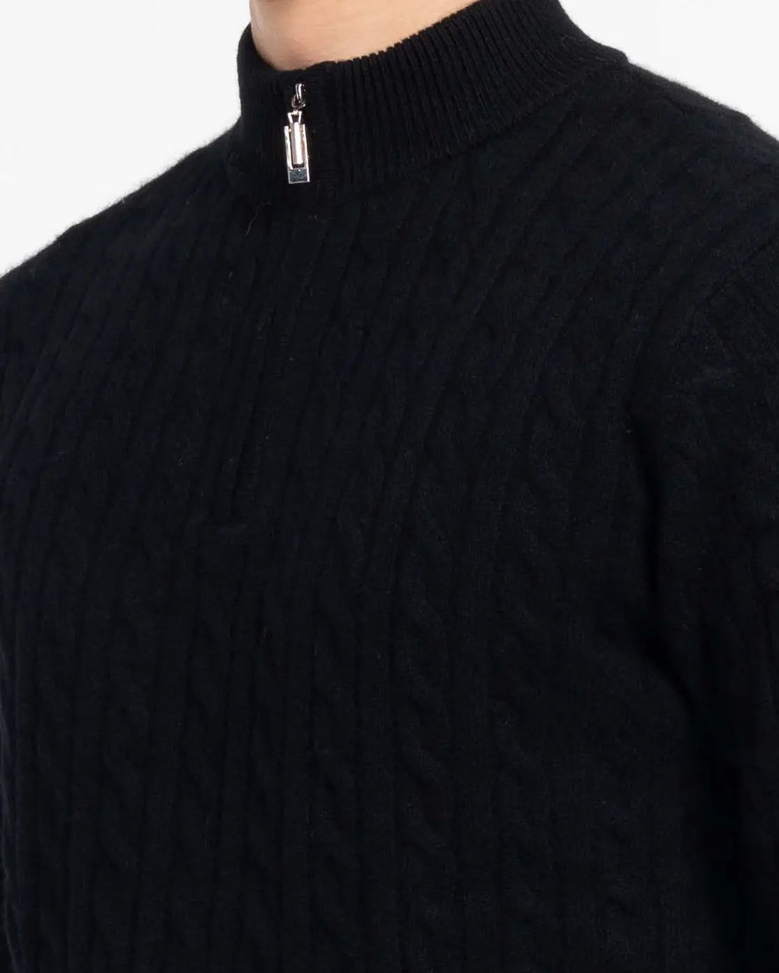 Fernache Old Money Sweater Zip shown in a lifestyle setting, alternate view