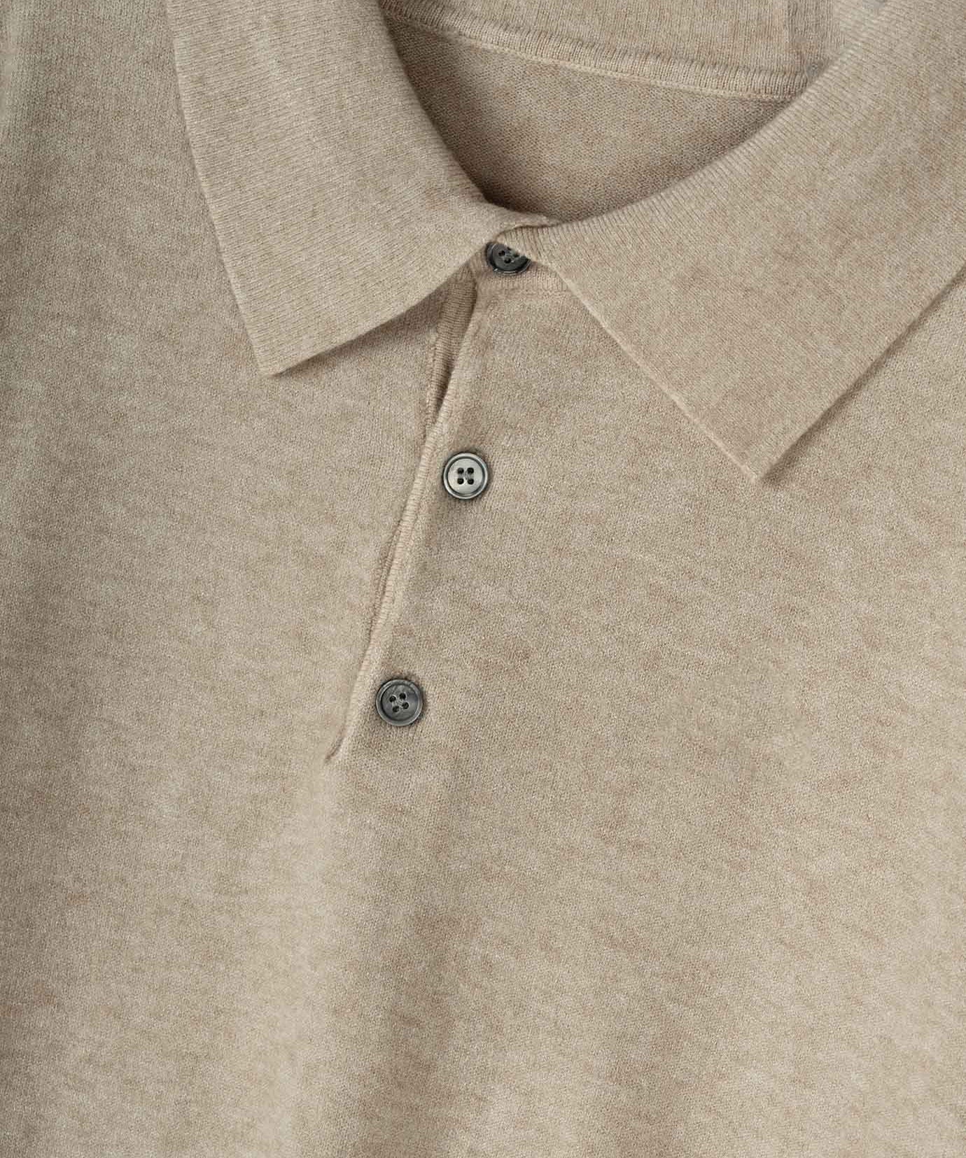 Close-up detail of Fernache Old Money Wool Fine Polo