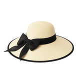 Front view of white/black Luce di Capri Hat