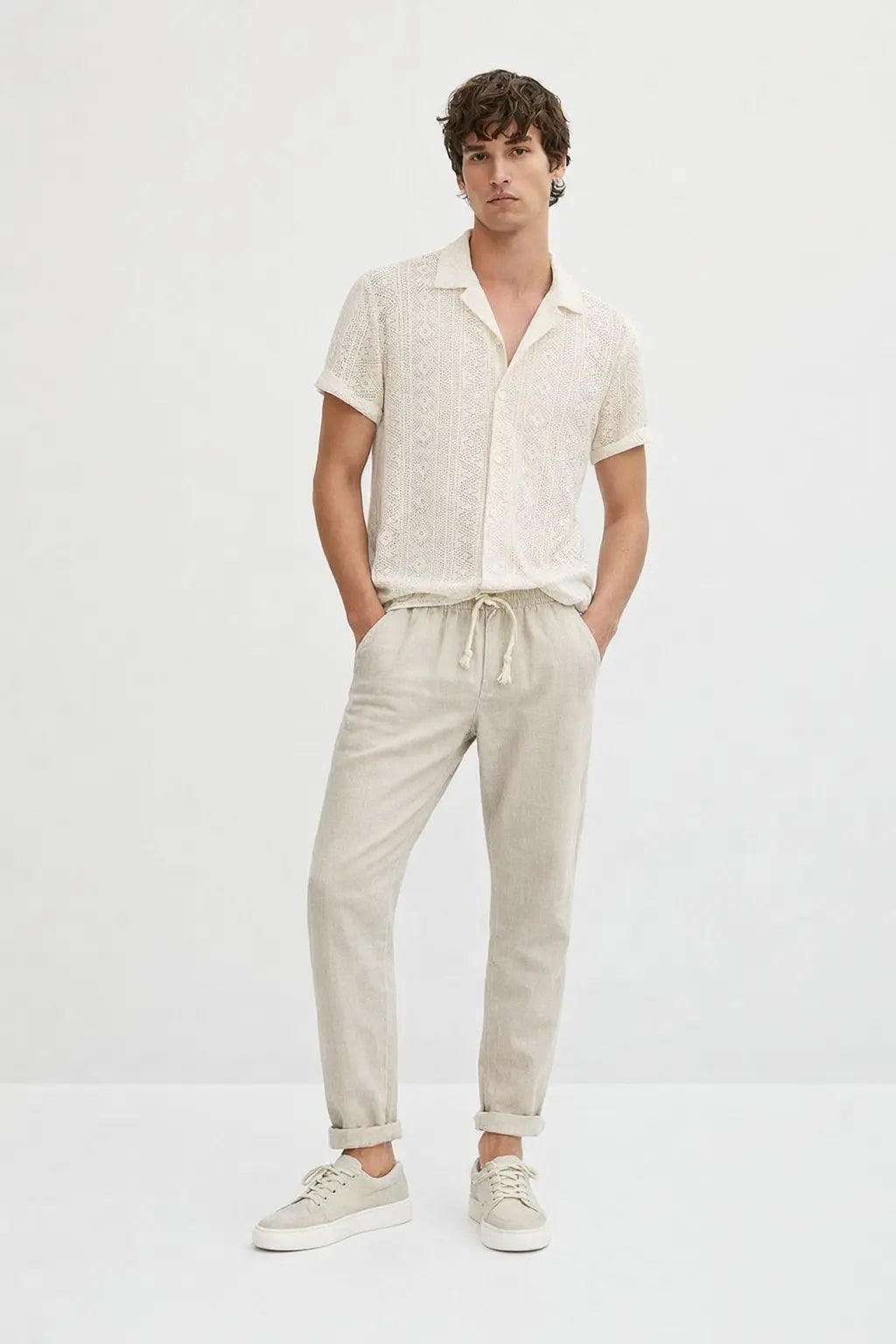 Malé - Short-Sleeved Set shown in a lifestyle setting
