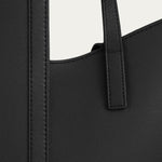 Close-up detail of Monarch Tote, construction detail