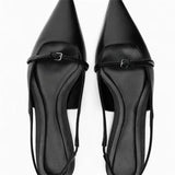 Three-quarter view of Nero Piatto Shoes, opposite angle