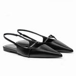 Three-quarter view of Nero Piatto Shoes
