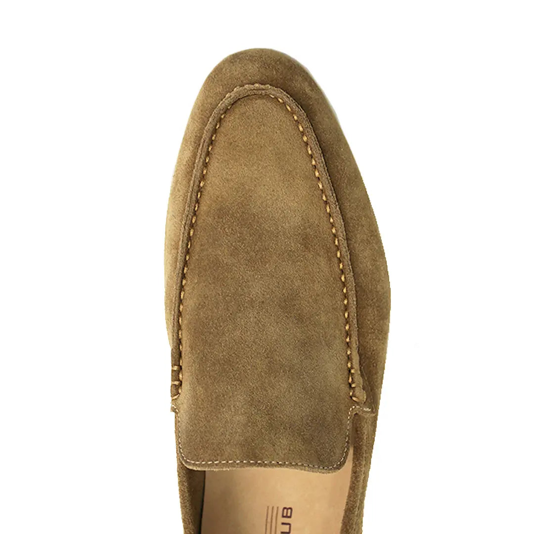 Close-up detail of Old Money Yacht Suède Loafers, fabric detail