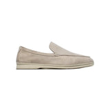 Side view of Beige Old Money Yacht Suède Loafers
