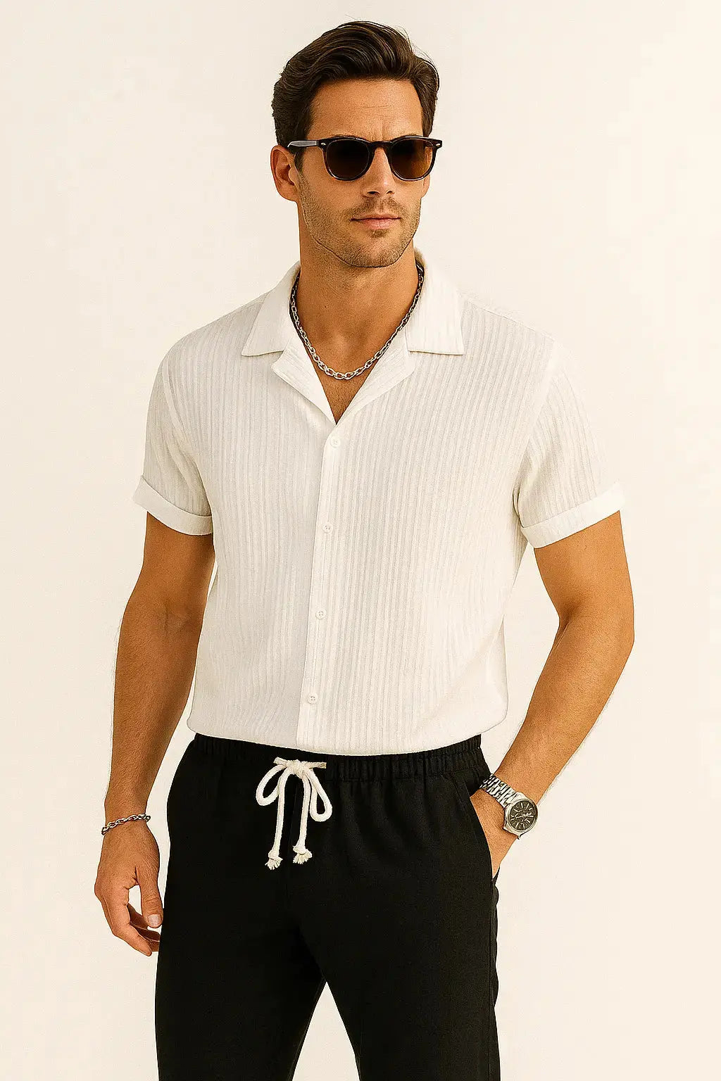 Front view of Palawan - Short-Sleeved Set, close up