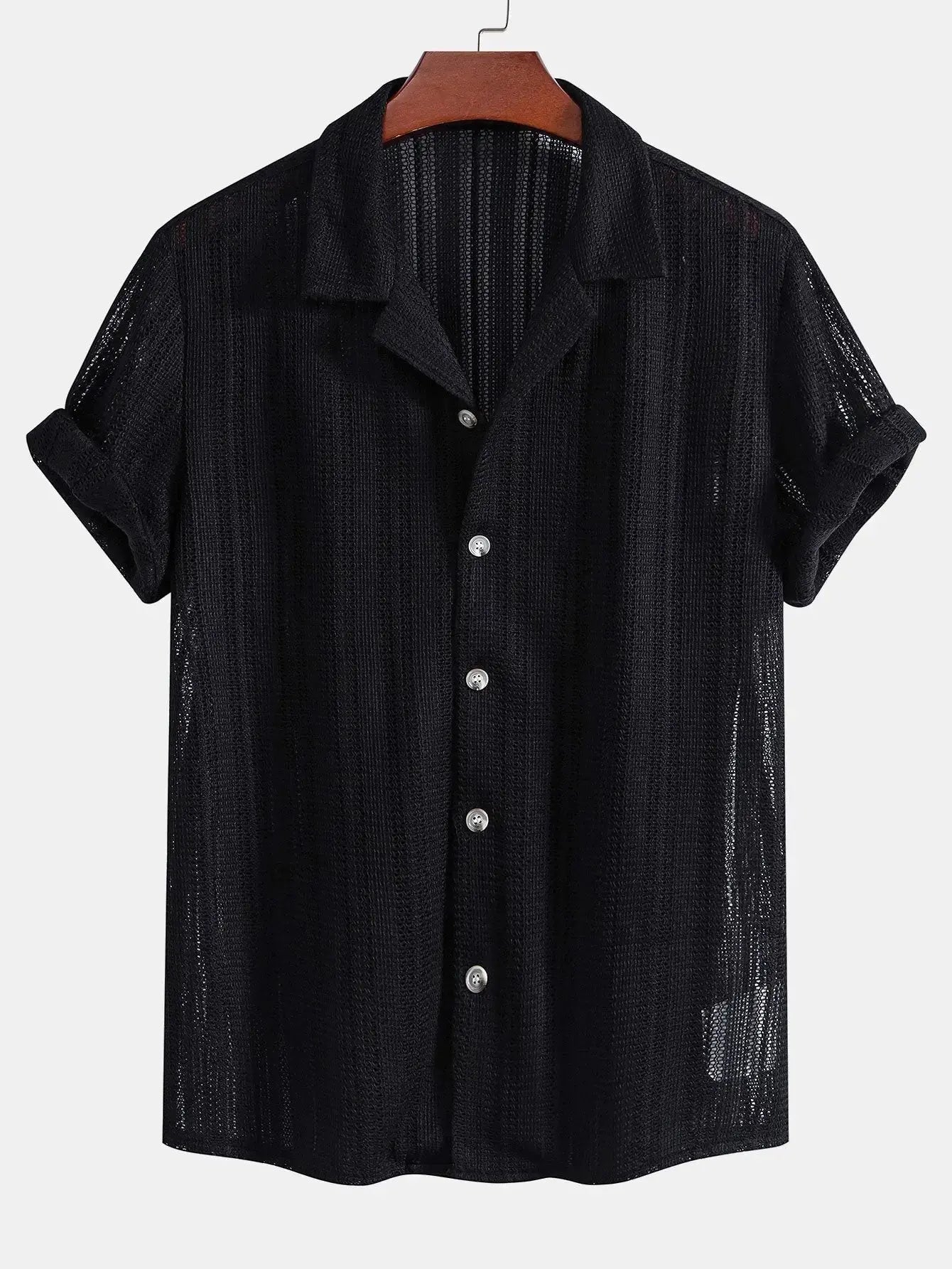 Suva - Short-Sleeved Set shown in a lifestyle setting, alternate view