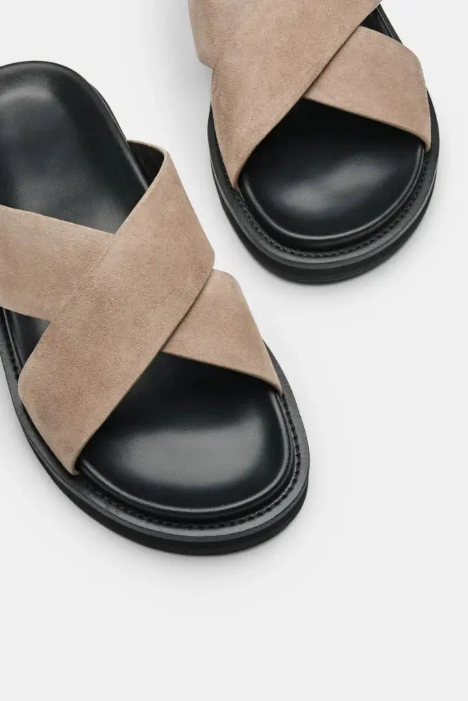 Close-up detail of THE Monaco STEFANO SANDALS, hardware detail