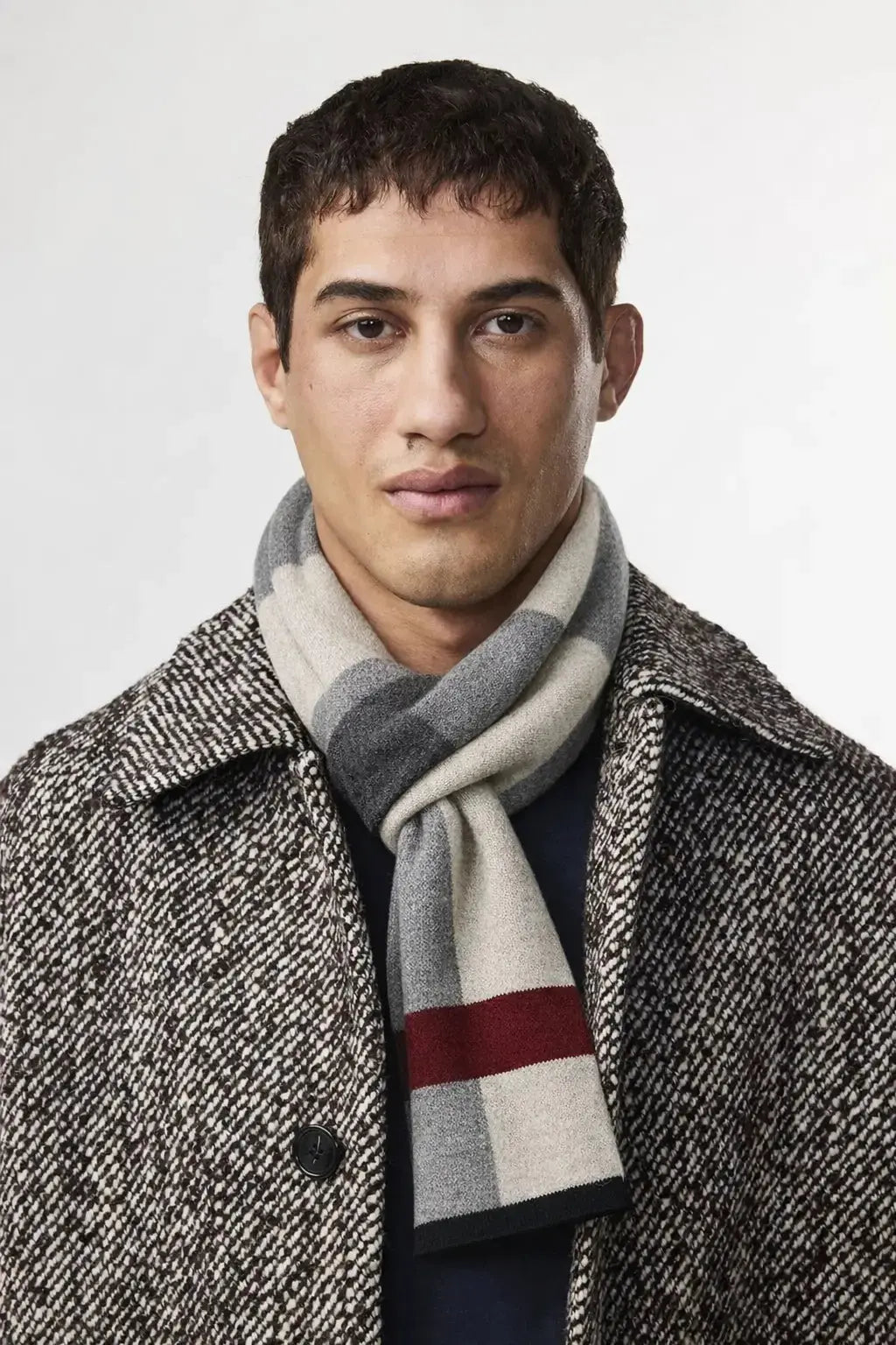 Veldrin Scarf shown in a lifestyle setting