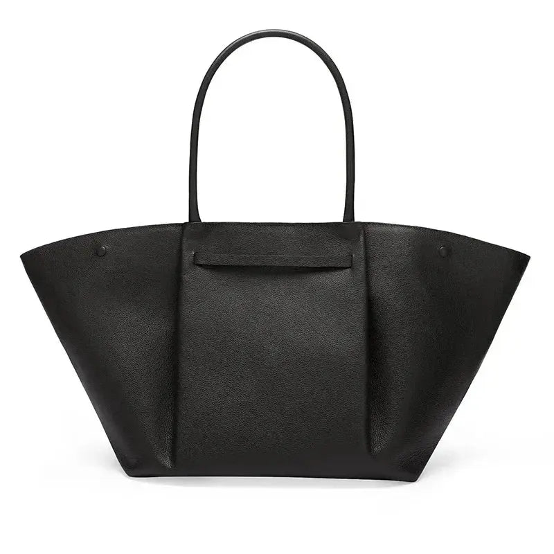 Front view of Willow Bag